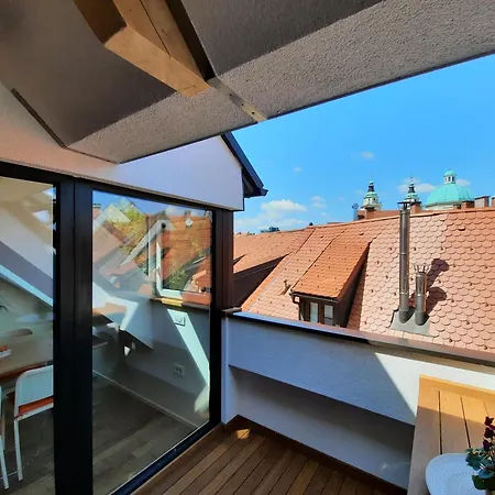Apartment Under The Castle Ljubljana
