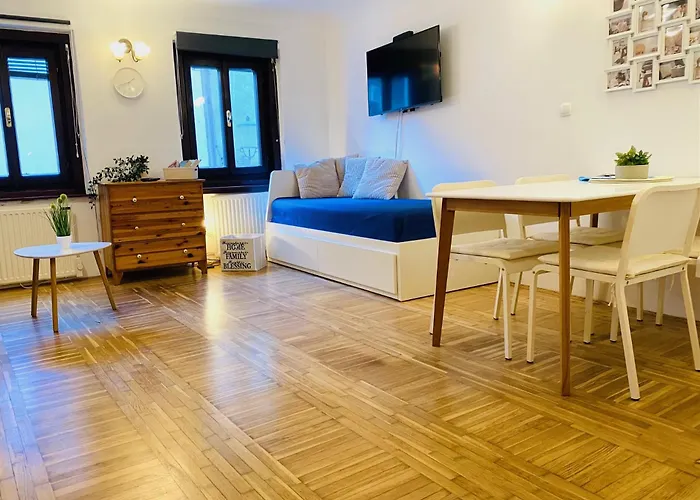 Under The Castle 류블랴나