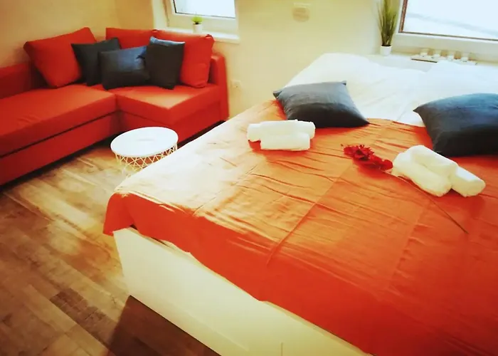 Under The Castle Apartament *