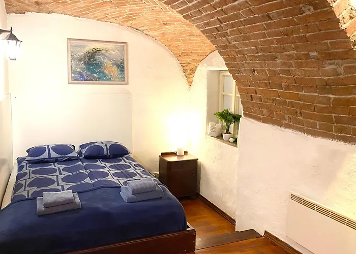 Under The Castle * Liubliana