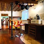 Апартаменти Under The Castle Любляна