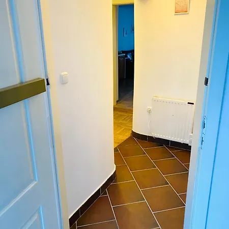Under The Castle Apartment *